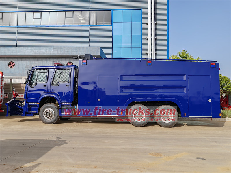 HOWO 10000L armored anti-riot truck