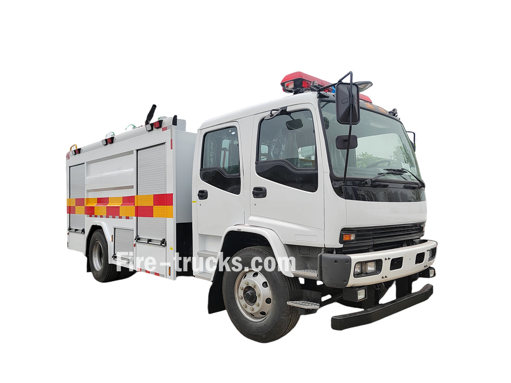 Saudi araba Isuzu FVR foam fire tender vehicle