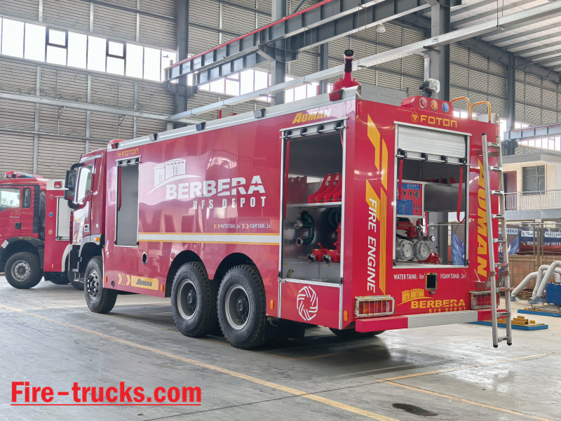 Somalia foam water fire eninge fire fighting vehicle