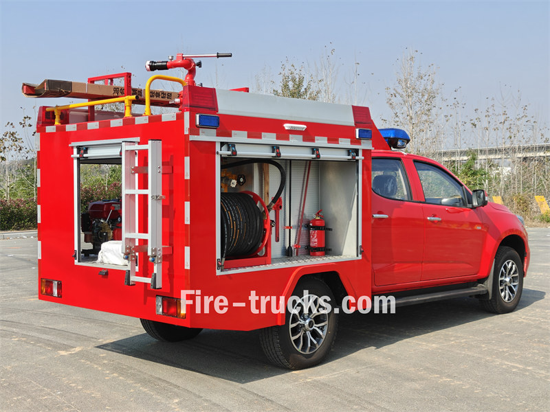 Moldova ISUZU 600L foam fire truck